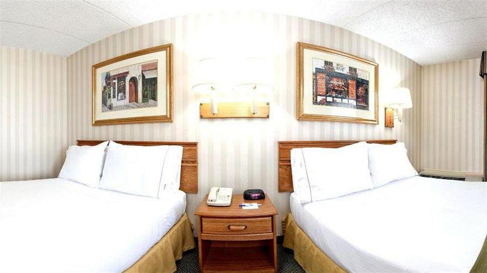 Hotel Express & Philadelphia - By Ihg 2*