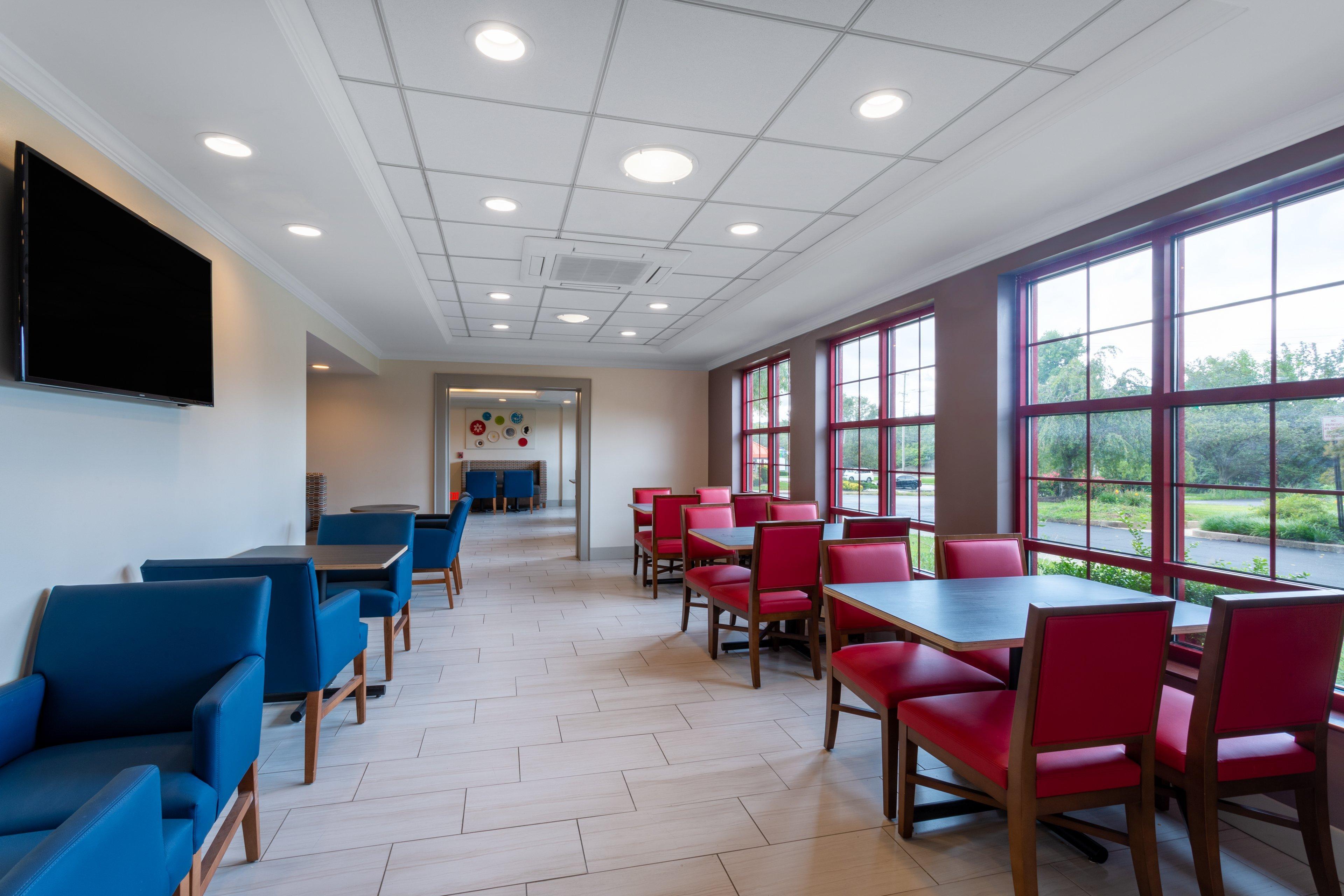 Express & Philadelphia - By Ihg