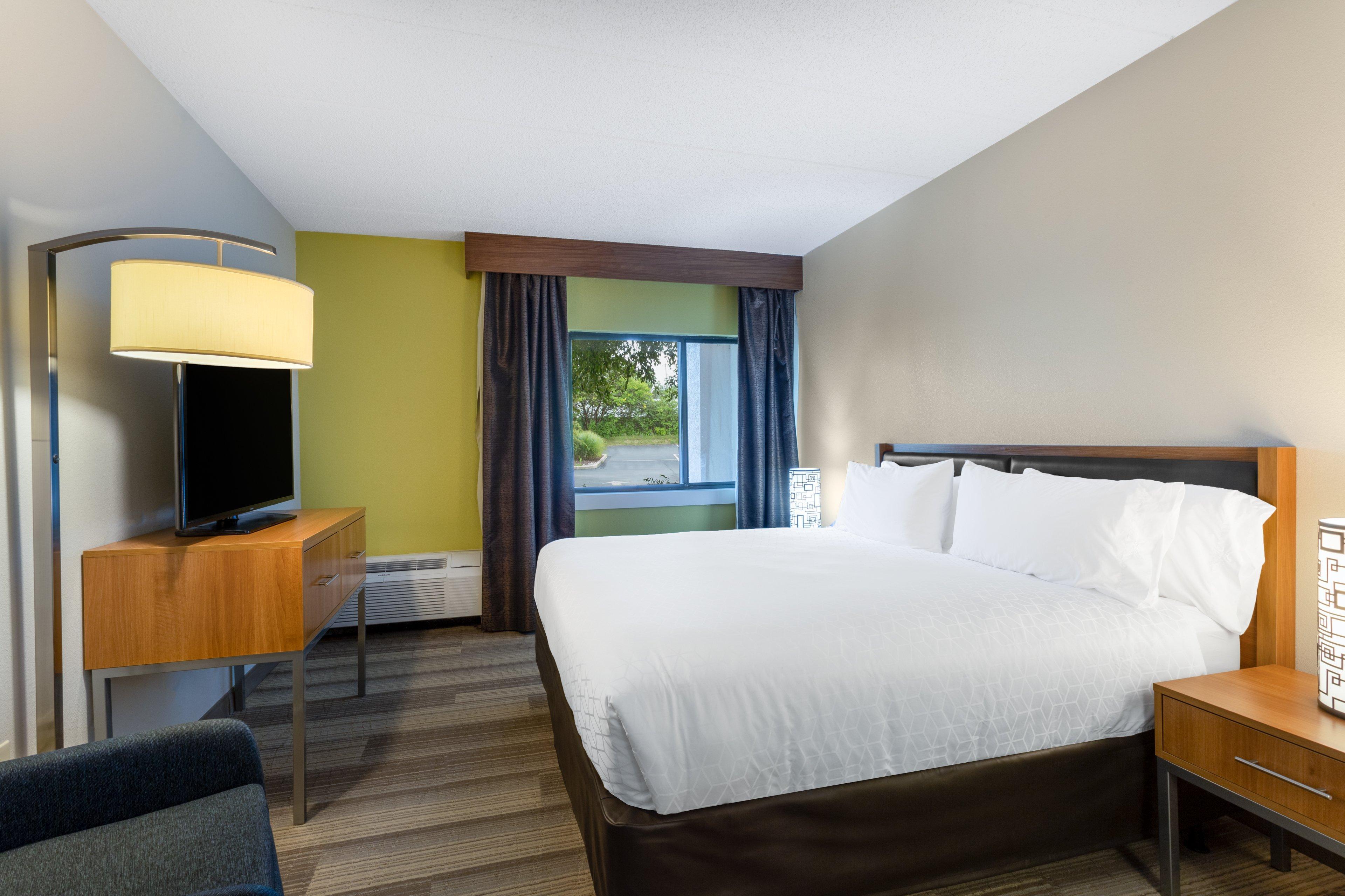 Express & Philadelphia - By Ihg 2*