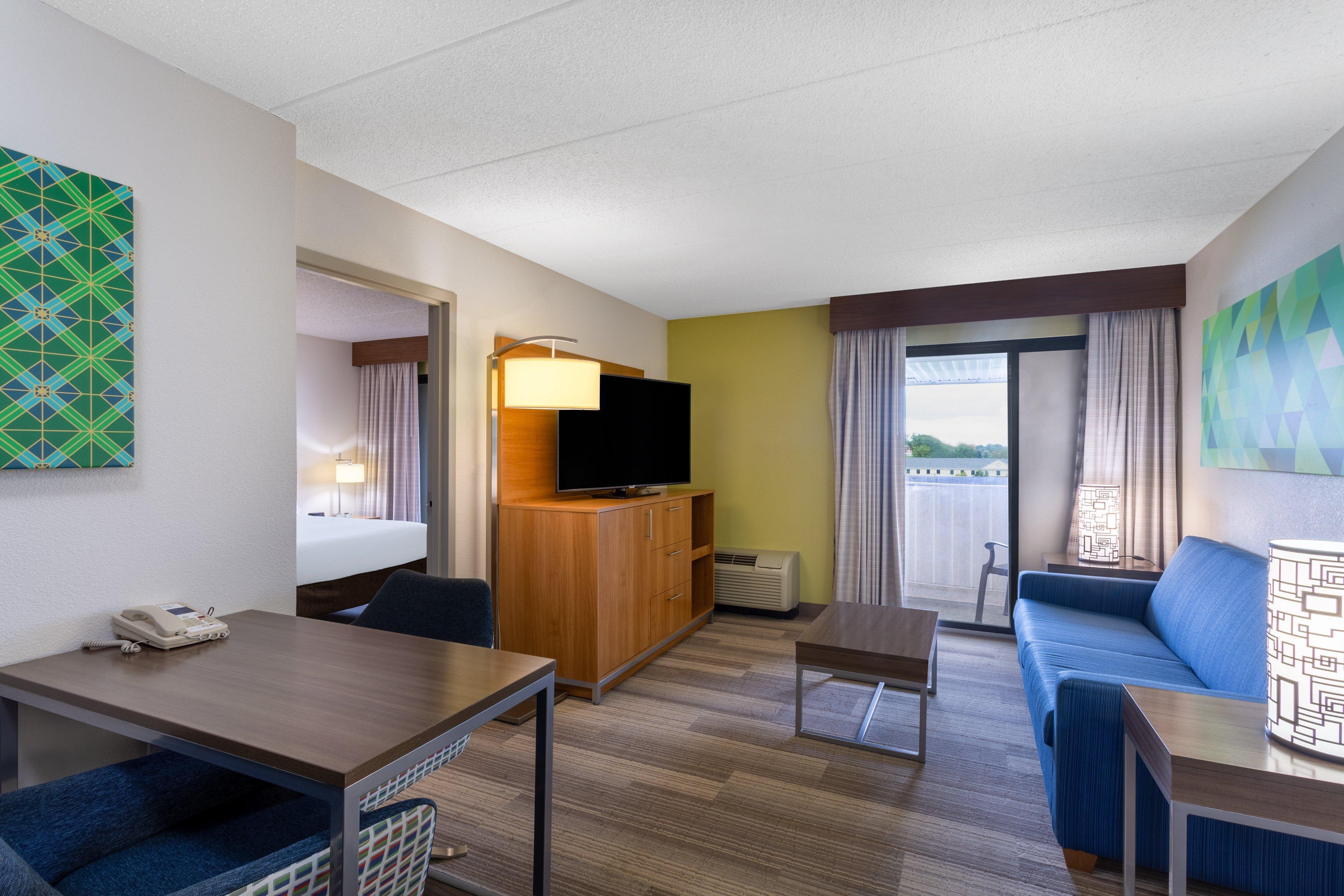 Express & Philadelphia - By Ihg Hotel