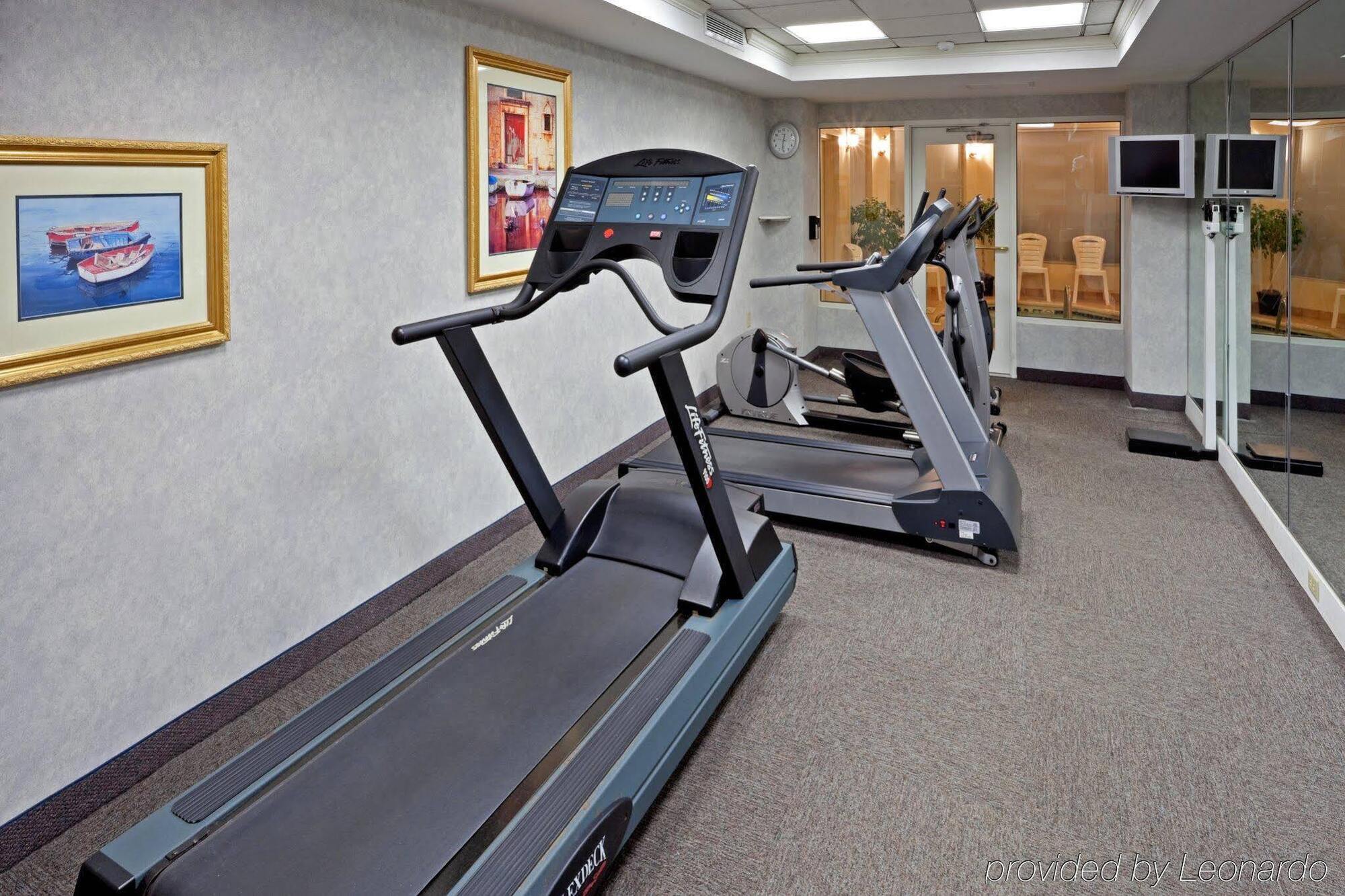 Hotel Express & Philadelphia - By Ihg